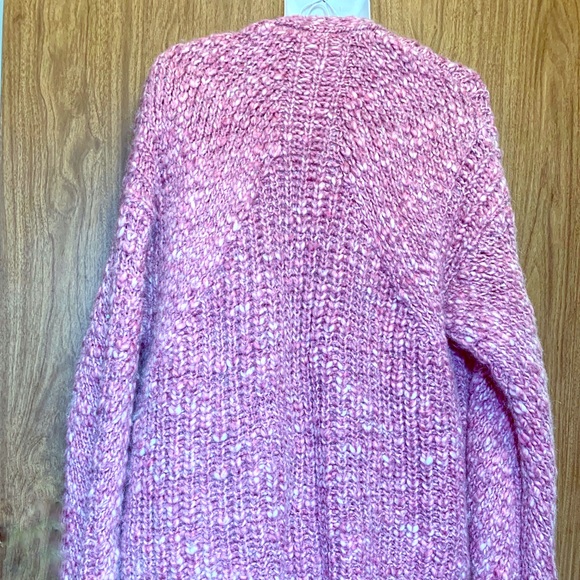 GAP crochet sweater - Picture 2 of 2